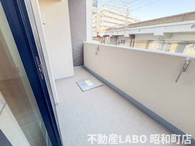 シャテーニュ上本町のバルコニー