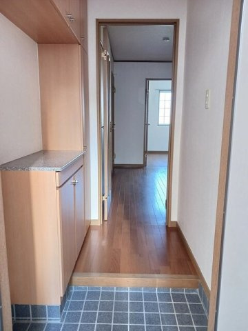 グランドールセレノＢの玄関|シンプルで使いやすい玄関です