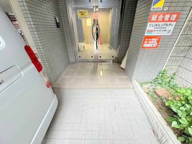 ジオナ新大阪のロビー