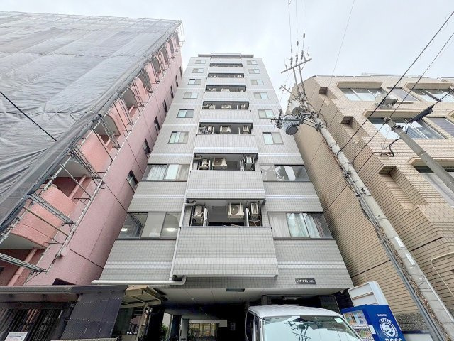 ジオナ新大阪の外観