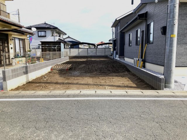BLOOMING GARDEN　太田市亀岡町の前面道路含む現地写真