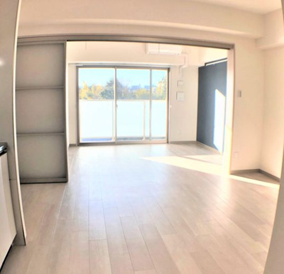 【居間・リビング】 | ＲＯＯＴＳ