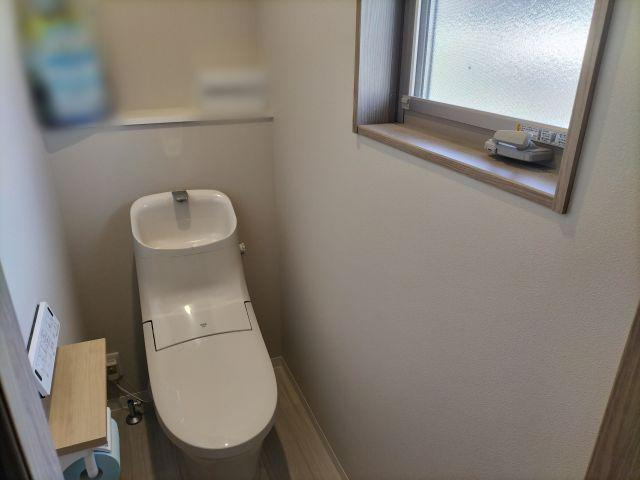 高知市神田　中古戸建てのトイレ|２F:トイレ