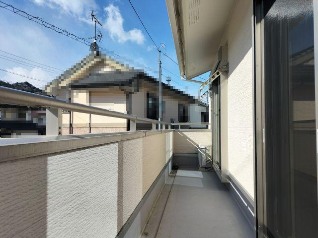 高知市神田　中古戸建てのバルコニー