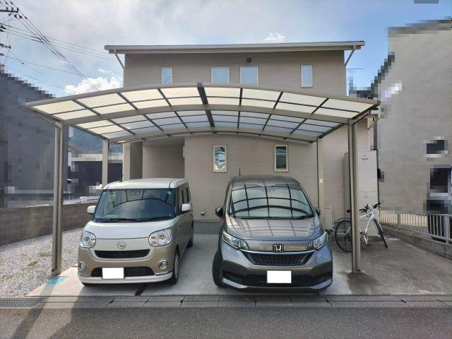 高知市神田　中古戸建ての駐車場