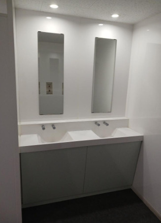 大阪市北区梅田２丁目の事務所の洗面所