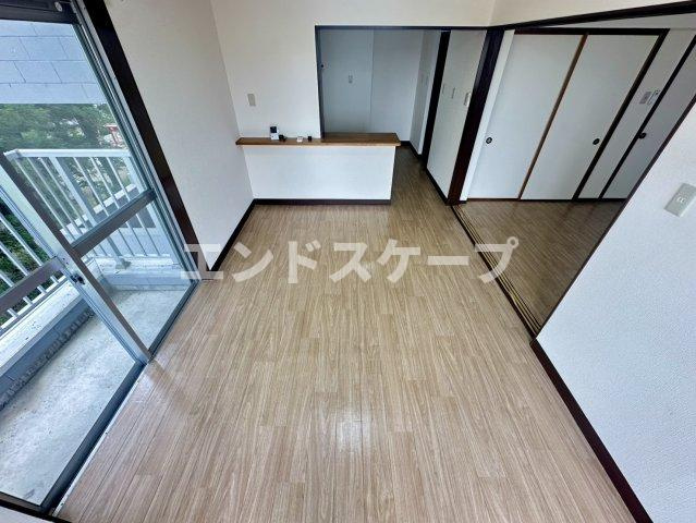 あさひレジデンス高崎上小鳥の居間・リビング|高崎、前橋のお部屋探しはエンドスケープまで！お客様の理想お聞かせ下さい♪