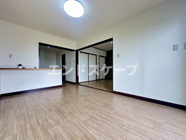 あさひレジデンス高崎上小鳥の居間・リビング|高崎、前橋のお部屋探しはエンドスケープまで！お客様の理想お聞かせ下さい♪