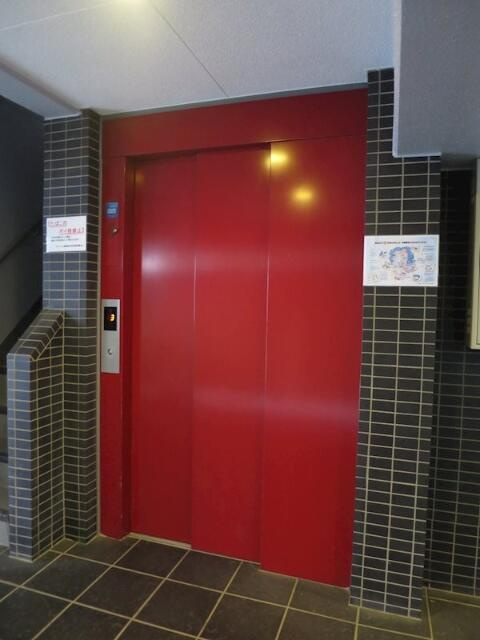 ジュエル板橋区役所前のその他共用部分|エレベーターです