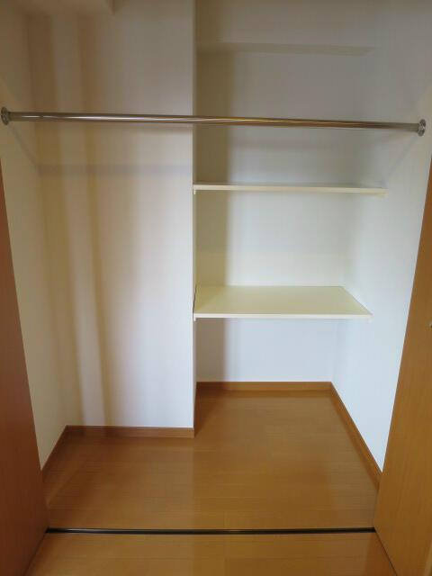 ジュエル板橋区役所前の収納|クローゼット 