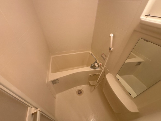 Ｋコオリナの浴室