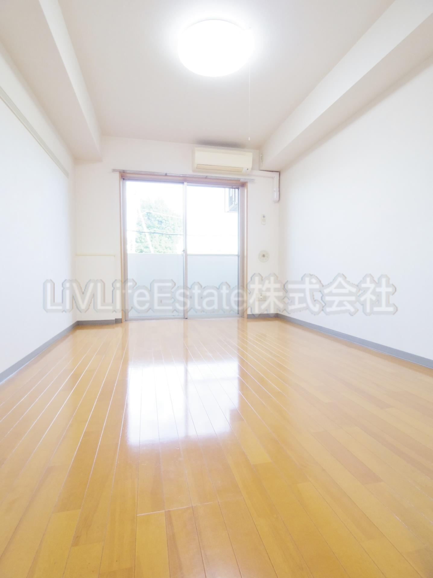 ＰＡＤＤＹ　ＦＩＶＥ(パディー　ファイブ)の居間・リビング