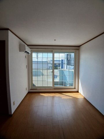 ピーコックＢ　　刈谷市近郊の賃貸はクラスホーム刈谷店の居間・リビング|居間です