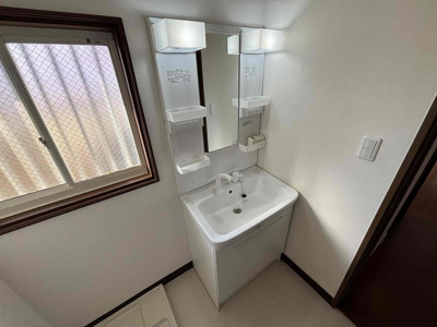 【独立洗面台】 | 伊川谷町有瀬戸建