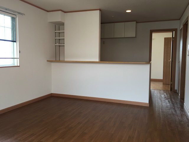 岸和田市三田町のハイツの居間・リビング|ゆったりとした居間です