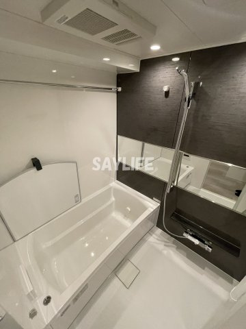 GLAM　STELLA松屋町の浴室