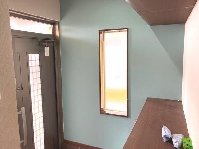 魚住町金ケ崎戸建の玄関