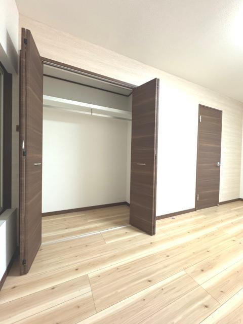 魚住町金ケ崎戸建の収納