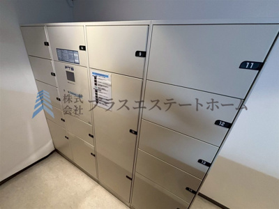 【洋室】 | ブルックス神戸 | 留守がちなご家庭にも嬉しい宅配ボックス付き♪