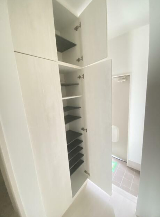 カナロア長田の玄関