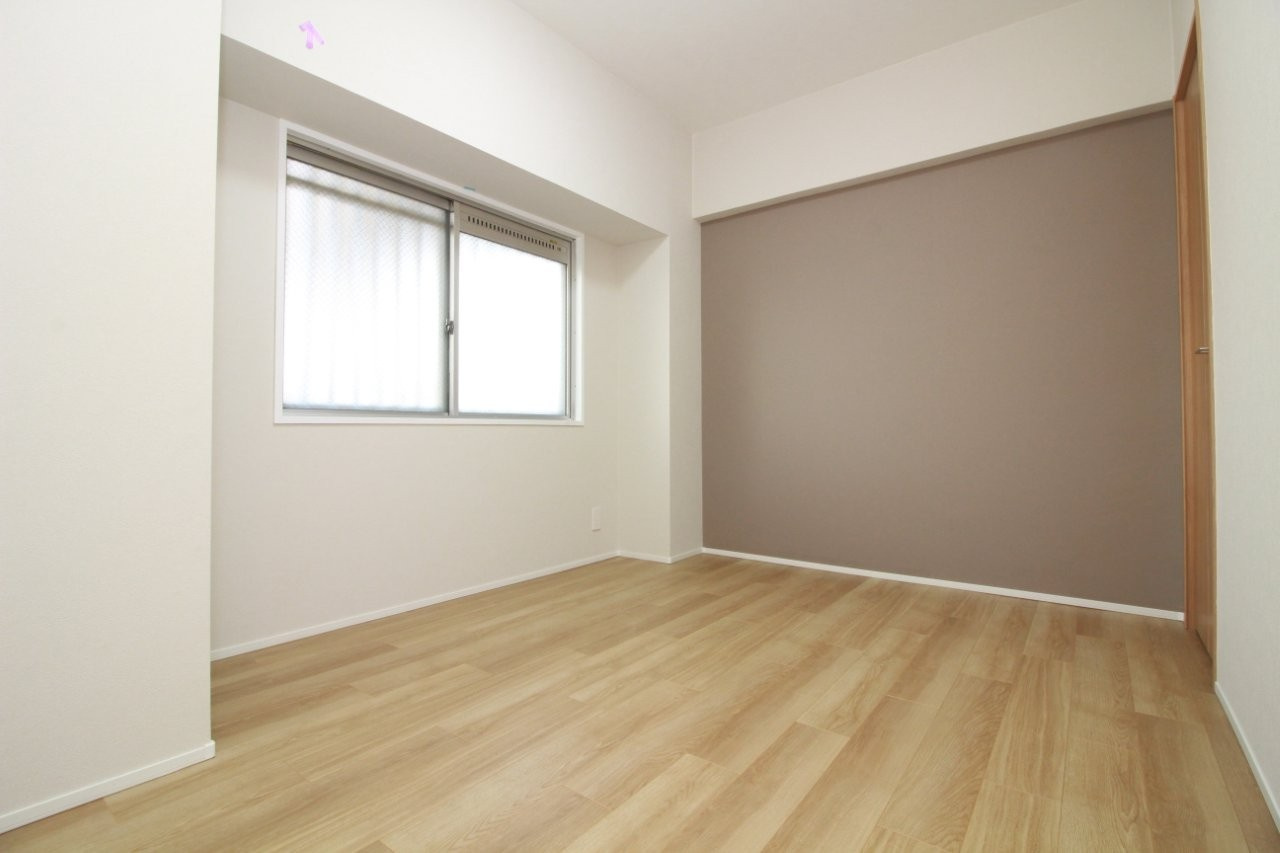 ユーハウス幸田の洋室