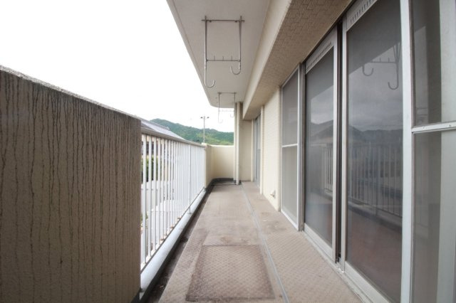 ユーハウス幸田のバルコニー