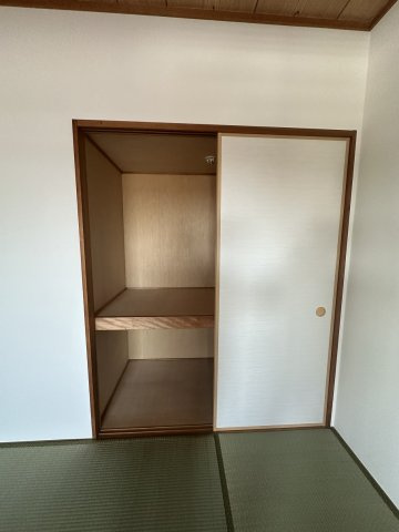 ネットシティー潮崎の収納