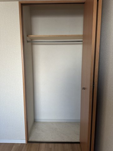 ネットシティー潮崎の収納