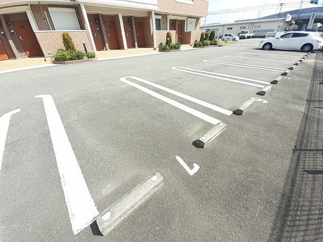 アウローラ玉手Ⅱ　Ａの駐車場