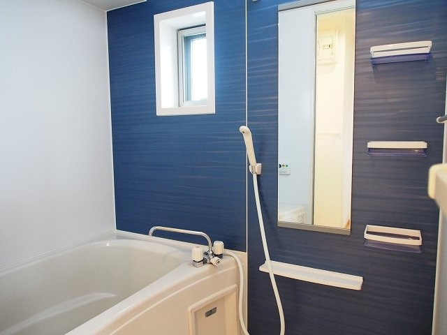 ポエム・ひまわりの浴室