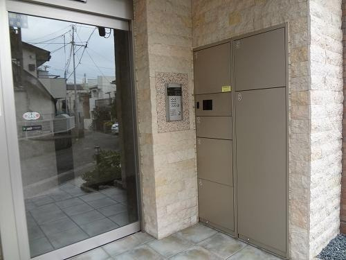 福岡市早良区西新５丁目の賃貸マンションのエントランス|物件の画像12