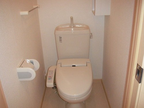 ワイズ　コンブリオⅤのトイレ