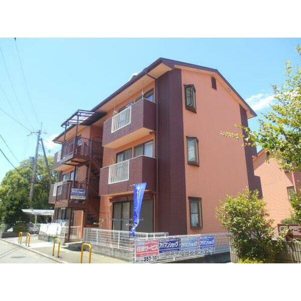 岸和田市摩湯町のハイツ