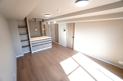 【居間・リビング】 | 【上質リノベ】Jcity五日市アベニュー | 室内（2026年2月18日9：00頃）撮影
