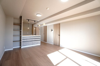 【居間・リビング】 | 【上質リノベ】Jcity五日市アベニュー | 室内（2026年2月18日9：00頃）撮影
