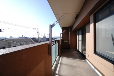 【バルコニー】 | 【上質リノベ】Jcity五日市アベニュー | 現地（2026年2月18日9：00頃）撮影
