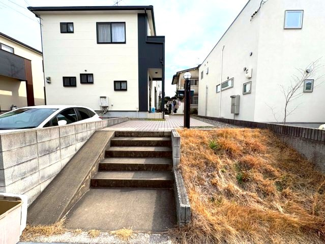 フジパレス戸建賃貸羽曳が丘西のエントランス