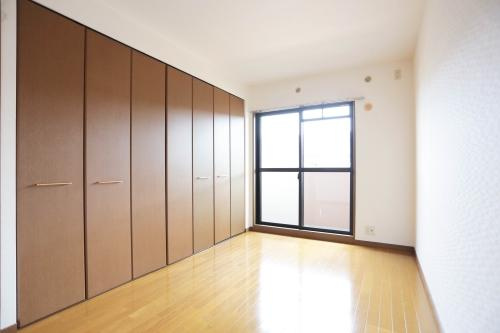 グリーンヒルズ桜台の洋室