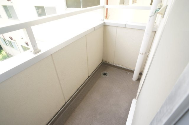 ダイワ学園前ロジングハウスＣのバルコニー