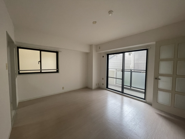 ロイヤル六甲駅前のその他