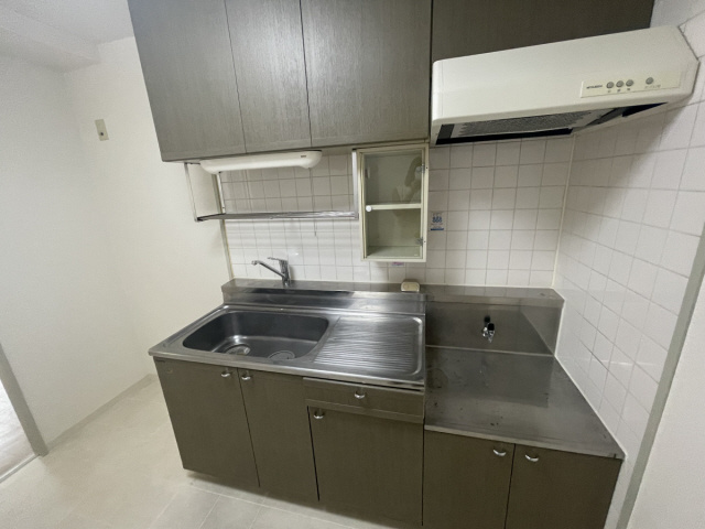 ロイヤル六甲駅前のキッチン