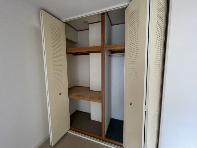 ロイヤル六甲駅前の収納