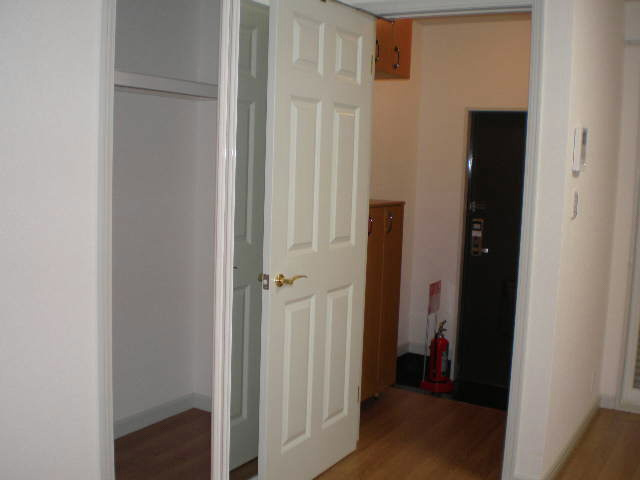 ボスコアバンティの玄関