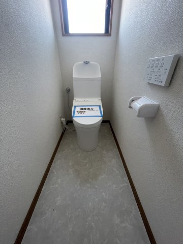 想定年間賃料　万　想定利回り　％　木造戸建のトイレ