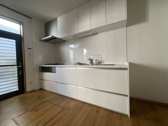 想定年間賃料　万　想定利回り　％　木造戸建のキッチン
