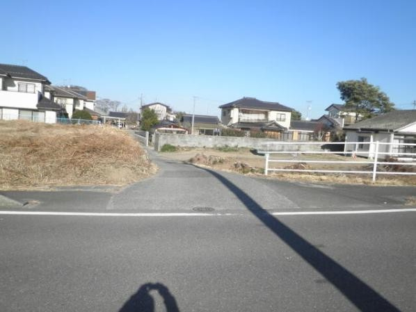いわき市平下神谷字山ノ内　売地の前面道路含む現地写真