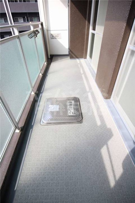 【バルコニー】 | ラピュタ九条 | 暖かな日差しのふりそそぐバルコニー