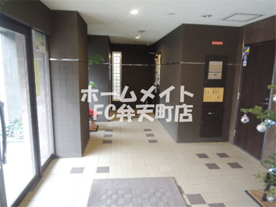 【ロビー】 | ラピュタ九条 | 毎日通るロビーはこのようになっています