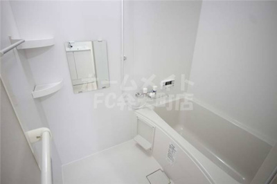 【浴室】 | ラピュタ九条 | コンパクトで使いやすいお風呂です