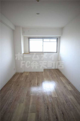 【寝室】 | ラピュタ九条 | 寝室にぴったりのお部屋です